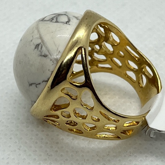 Howlite stone ring - Picture 6 of 14